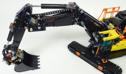 Lego Technic 42215 Excavatrice Volvo EC500